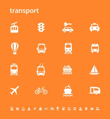 Simge taşıma ayarlandı. Araç, tekne, uçak, tren, tramvay, otobüs sembolleri içeren vektör çizimleri.