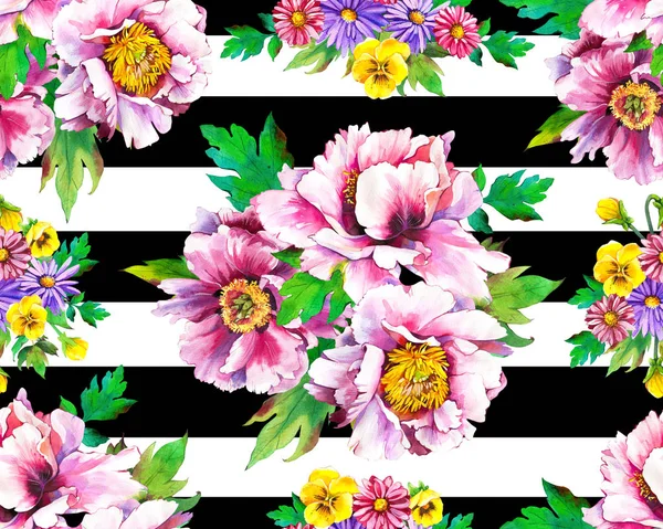 紫色の水彩牡丹、パンジーで春のシームレスなイラスト。あなたのデザインと装飾のための縞模様の黒と白の背景に野生の花と花のパターン. — ストック写真