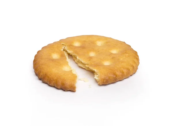 Beyaz arka plan ile izole kırık bisküvi