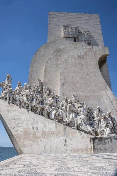 Lisbon, monument to the Discoveries — Stock Photo, Image