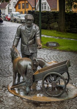 Anıt göçebe sirk sanatçılar