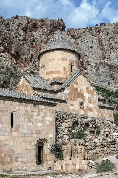 Noravank, kostel svatého Jana Křtitele a kaple S — Stock fotografie