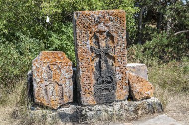 Antik khachkars Sevanavank Manastırı.