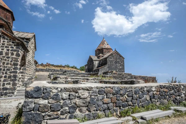 Gereja St. Astvatsatsin dan Gereja Surb Arakelots — Stok Foto