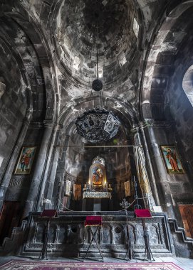 Geghard Manastırı kırk sunaklar biri.