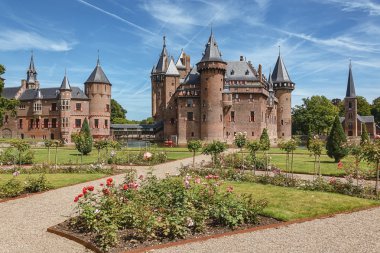 Fairytale Kasteel de Haar Hollandalı il o bulunur