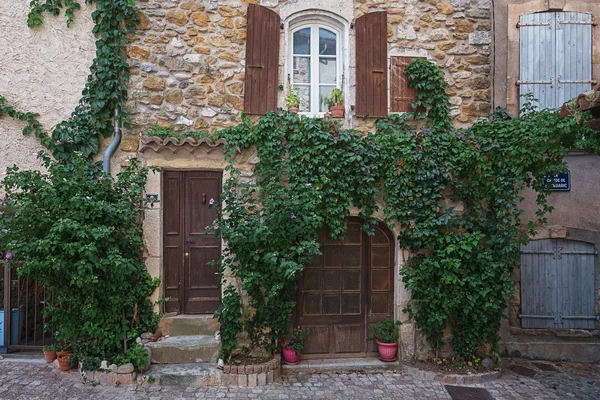 La façade de la vieille maison . — Photo