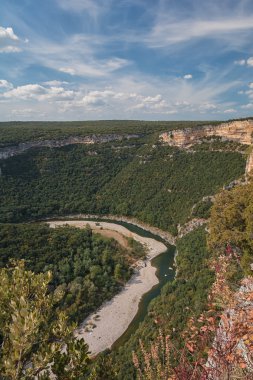 Gorges de Ardèche gorges Ardèche, Fransa Nehri'nde bir dizi oluşur.