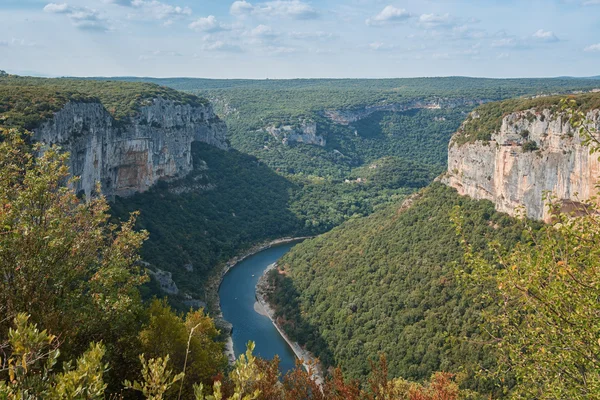 Ardeche Gorges de består av en serie klyftor i floden Ardeche, Frankrike. — Stockfoto