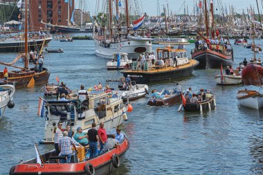 Uzun boylu Gemi, deniz miras, Donanma gemileri ve etkileyici yinelemeler büyük bir filo yelken Amsterdam 2015 olduğunu.