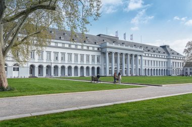 Koblenz residenzschloss resmini