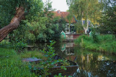 Eski balıkçı köyü Haaldersbroek.