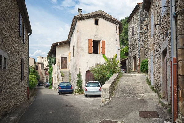 Impression of the village Vogue n the Ardeche region of France — Stock Photo, Image