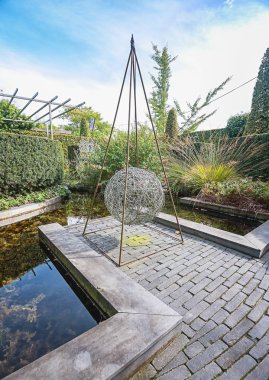 Bahçe öğesinde Dekoratif metal sanat