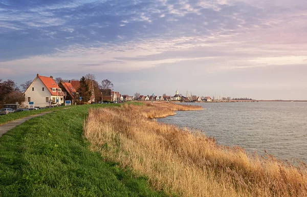 Das malerische Dorf Durgerdam am See buiten ij — Stockfoto