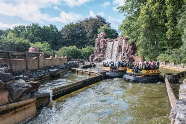 Přitažlivost Piranha v zábavním parku Efteling — Stock fotografie