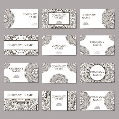 Kartvizit kümesi. Vintage desen mandala retro tarzı. El çekilmiş Islam, Arapça, Indian, dantel modeli