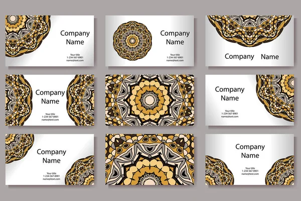 ビジネス カードのセットです。マンダラでレトロなスタイルのビンテージ パターン。手描きイスラム教、アラビア語、インド、レース パターン — ストックベクタ
