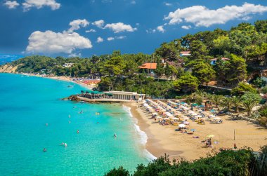 Platis Gialos ve Makris Gialos plajına, Kefalonia island, Yunanistan