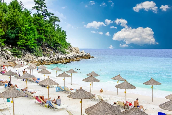 Marble beach (Saliara beach), Thassos Islands, Greece. — Stock Photo, Image