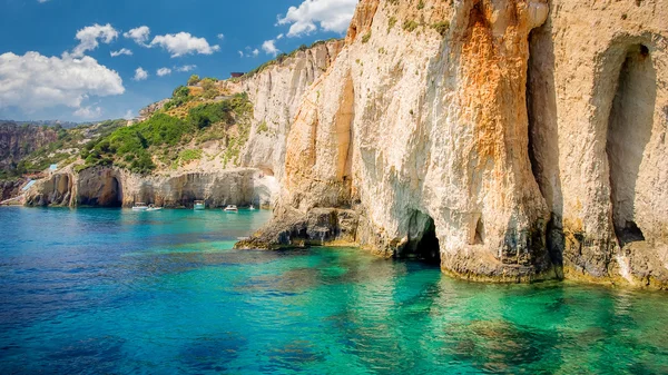 Grotte blu sull'isola di Zante, Grecia. — Foto Stock