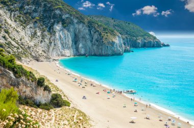 Yunanistan 'ın Lefkada adasındaki Milos plajı. 