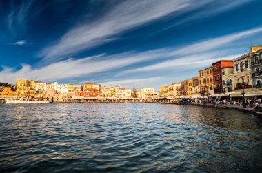 Görünümünü eski Venedik port of Chania adada Crete, Yunanistan