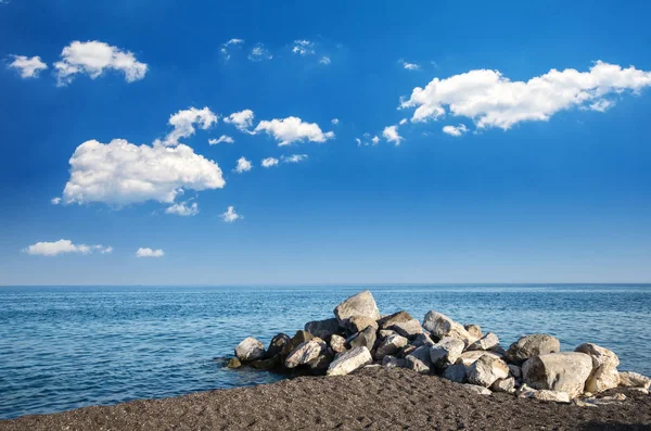 Strand von Perisa, Santorini, Griechenland. — Stockfoto