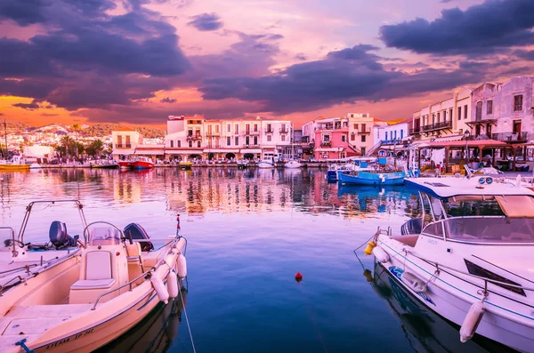 Rethymnon, Kreta, Griekenland, 29 juni 2016: — Stockfoto