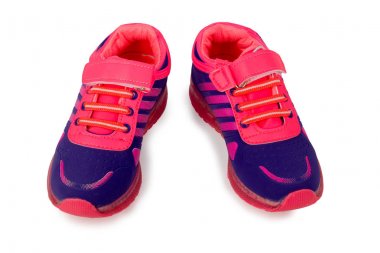 Beyaz bir arka plan üzerinde izole çocuk spor ayakkabı