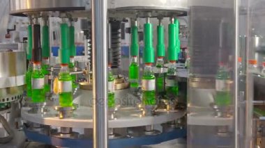 Plastik şişelerde limonata şişesi. Limonata Şişesi Taşıyıcı Endüstrisi.