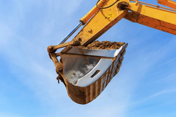 Excavator Bucket Blue Sky — Stock Photo, Image