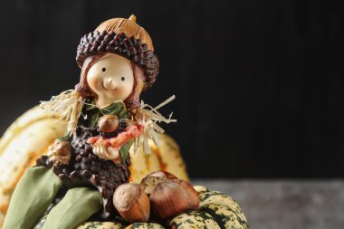 Cadılar Bayramı için dekorasyon. Küçük çoğu kabak kestane ile ve 