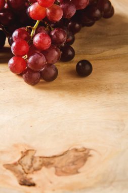 Kara üzüm taze demet. Sonbahar meyve. Fransız ve İtalyan cul