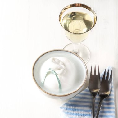 Aperatif bir parti, tortilla cips, cips soslar: 