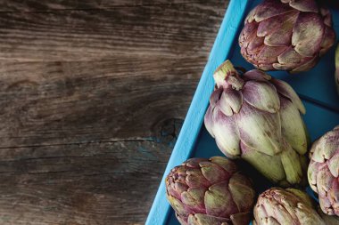 Limon ile organik enginar sökük bebek. Bir vegan gıda ve