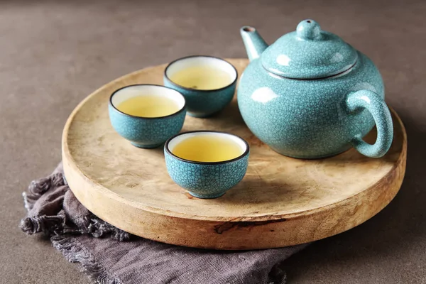 Porselen Çin bardak, çelik çay kaşığı. Siyah, yeşil, puerh, ool