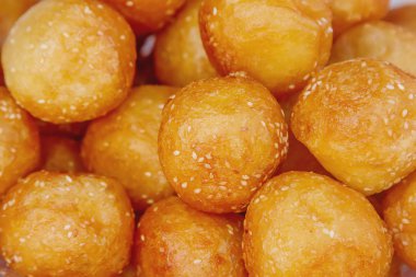 Ev yapımı gözleme topları (tarçın tarifi) derin kızarmış - droppin