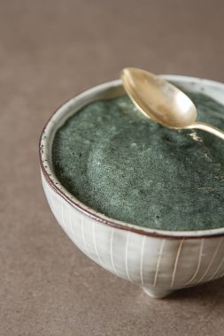 Taze sulu bluesberries spirulina smoothies cam. Simpl