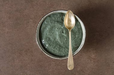 Taze sulu bluesberries spirulina smoothies cam. Simpl