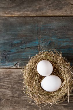 Paskalya Paskalya yumurtaları ile arka plan. Kopya alanı ile Üstten Görünüm.