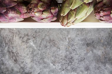 Limon ile organik enginar sökük bebek. Bir vegan gıda ve