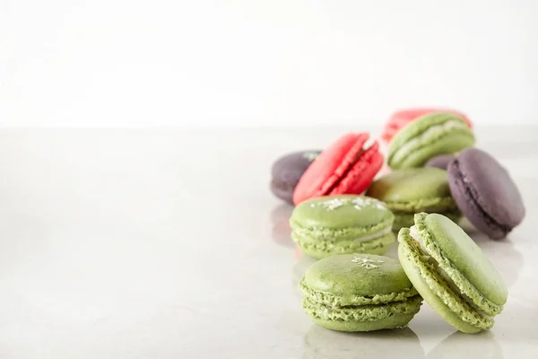 French Dessert Macaroons Pistachios Strawberries White Background — Stock Photo, Image