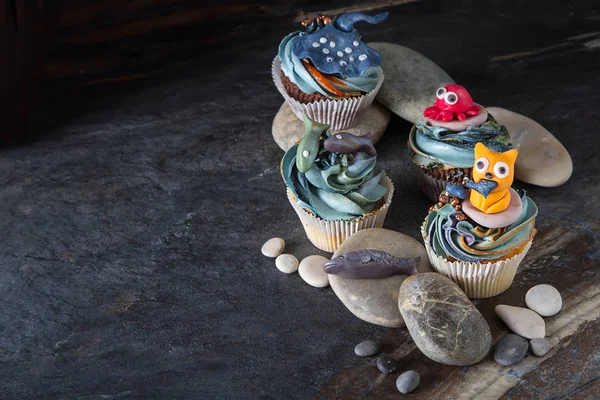 Capcake Com Animais Mastique Marzipan Gato Peixe Caranguejo Bolo Decoração — Fotografia de Stock