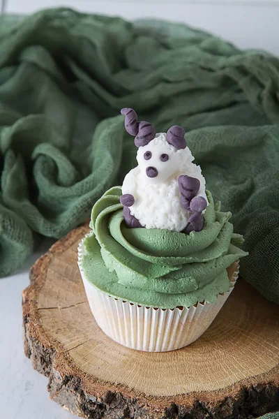 Capcake Con Animales Almáciga Mazapán Carnero Montañas Vino Pastel Decoración —  Fotos de Stock