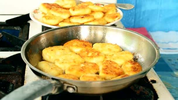 Frying Cottage Cheese Pancakes On Gas Stove Stock Video