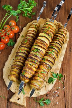 pastırma ile patates şişleri