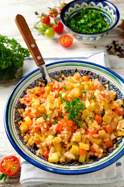 Pilaf de arroz con verduras —  Fotos de Stock