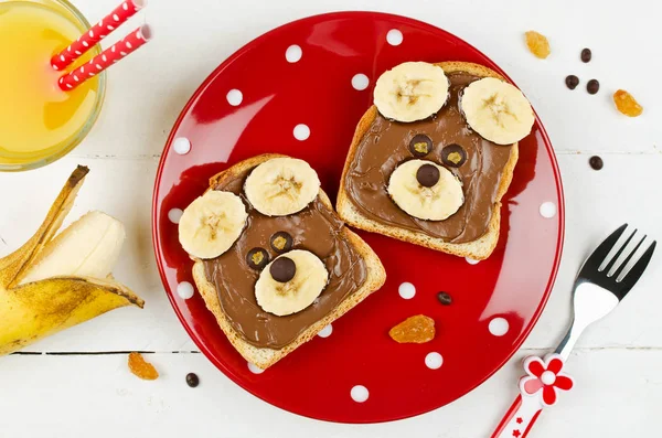Divertido bocadillo de cara de oso para niños snack food — Foto de Stock