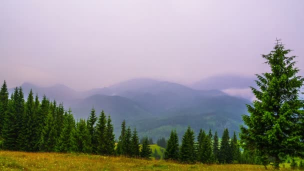 Paesaggio montano con nuvole — Video Stock